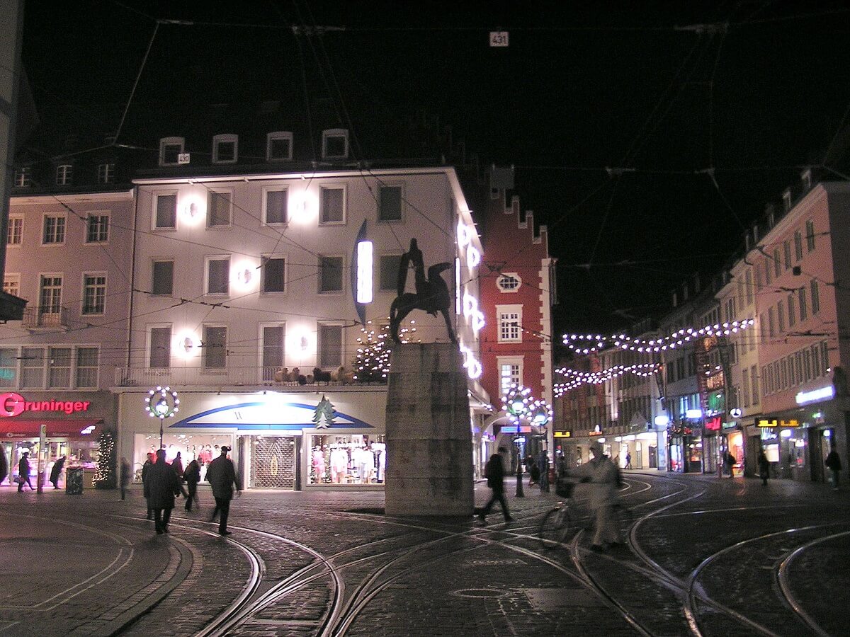 Aufgrund der günstigeren Preise gehen viele Schweizer gerne in Freiburg shoppen